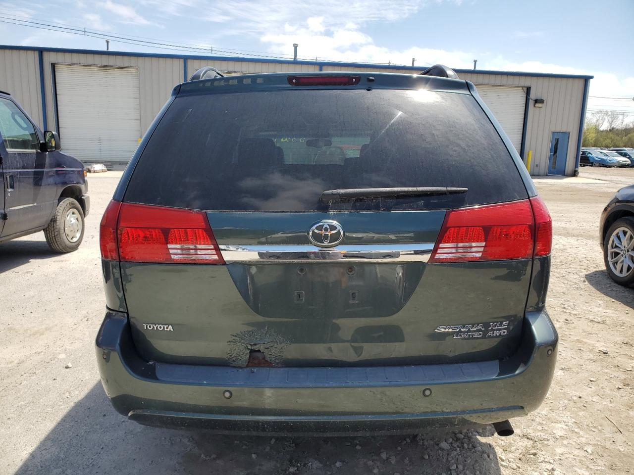 5TDBA22C24S017555 2004 Toyota Sienna Xle