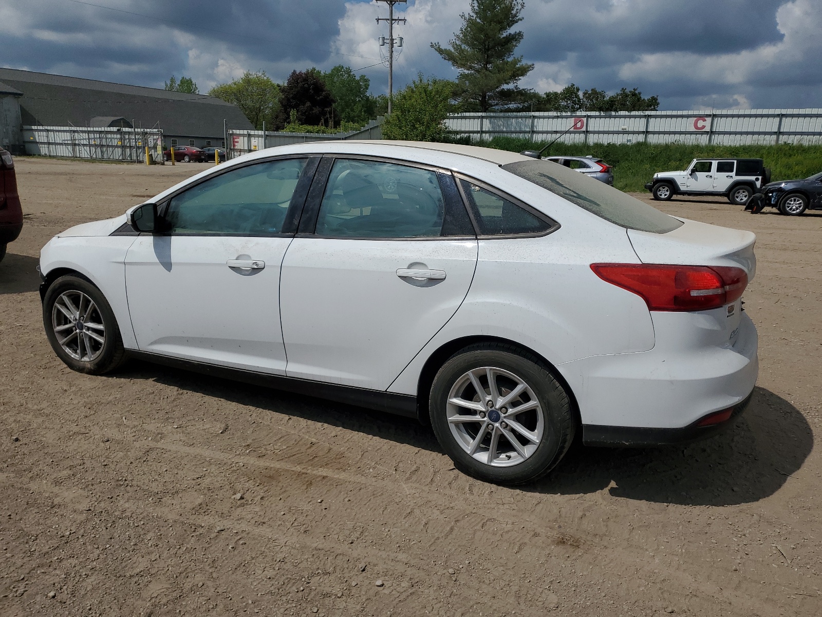 1FADP3F25HL275256 2017 Ford Focus Se