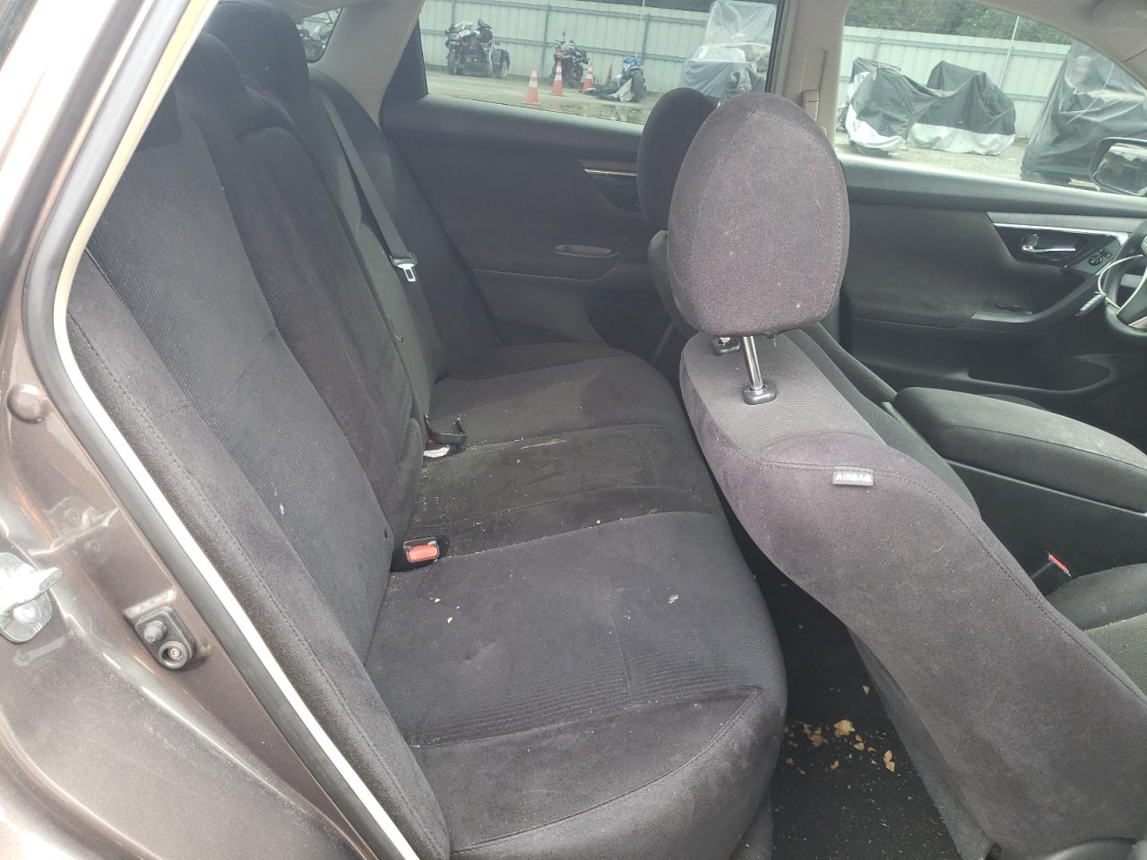 2013 Nissan Altima - Image 10