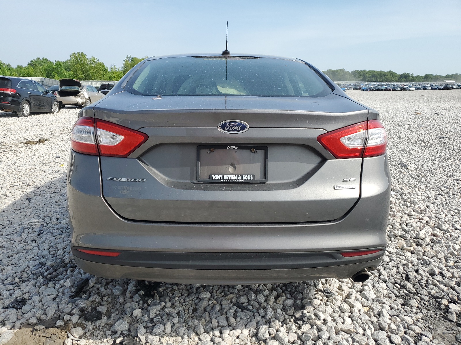 3FA6P0HD8ER314523 2014 Ford Fusion Se