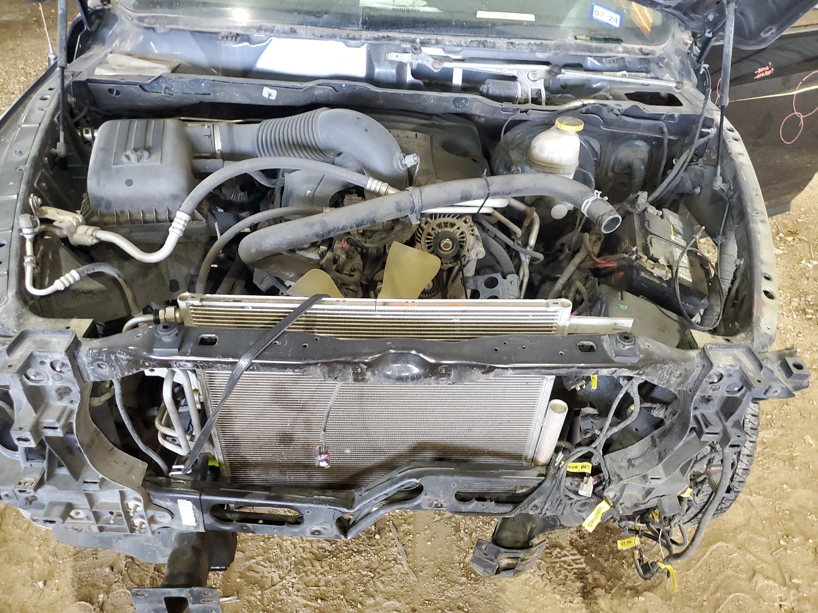 1C6RR7TT4KS587717 2019 Ram 1500 Classic Slt