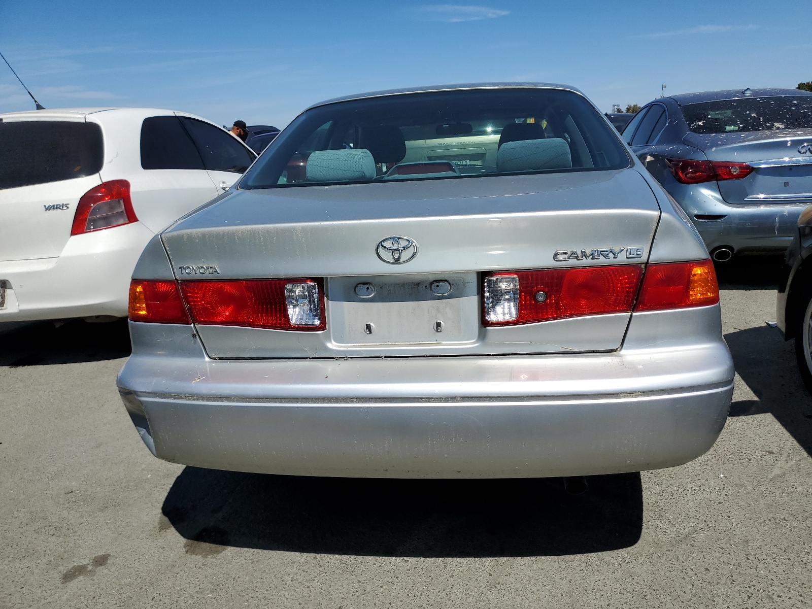 JT2BG22KXY0428581 2000 Toyota Camry Ce