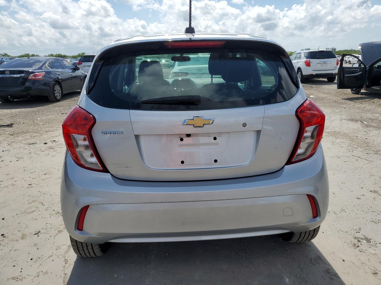 2021 Chevrolet Spark Ls VIN: KL8CB6SA5MC734744 Lot: 52840874