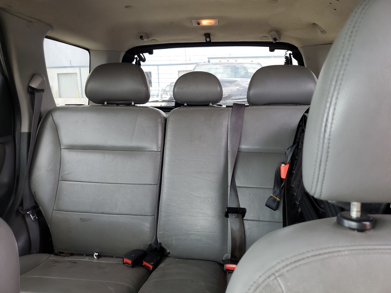 1FMCU03185KD65359 2005 Ford Escape Xlt