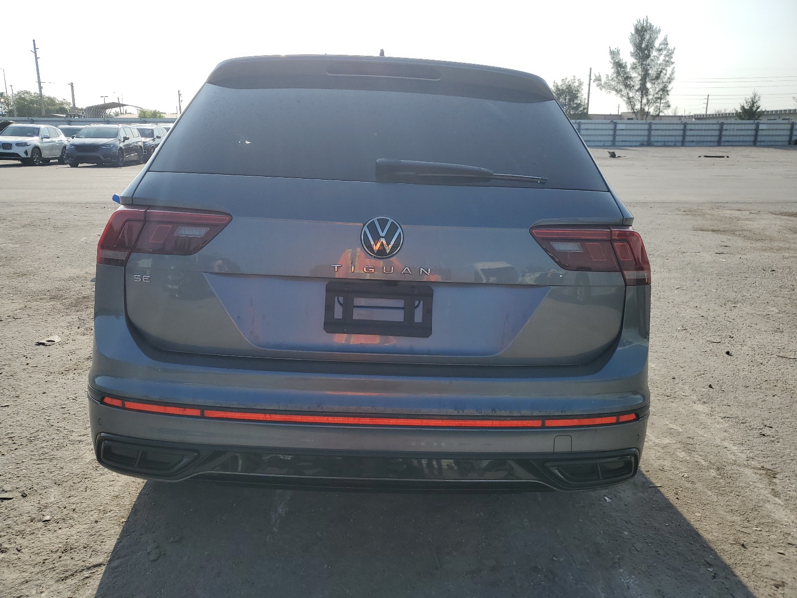 3VVCB7AX7PM064718 2023 Volkswagen Tiguan Se R-Line Black