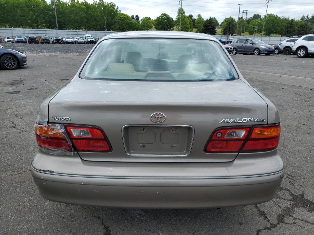 1999 Toyota Avalon Xl VIN: 4T1BF18B6XU310445 Lot: 69044734