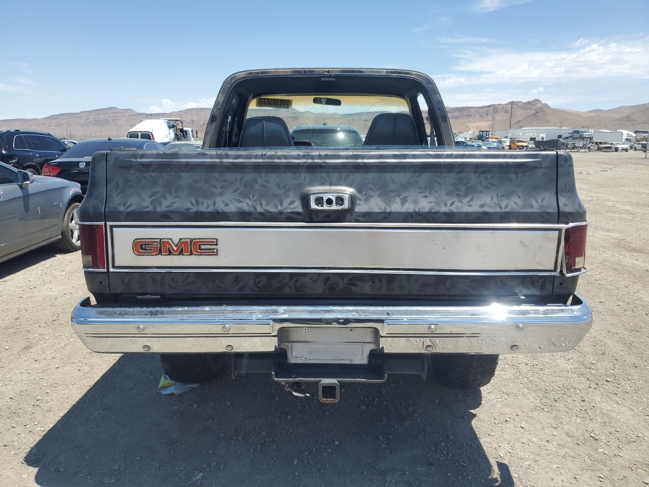 1983 GMC Jimmy K1500 VIN: 1G5EK18L4DF518255 Lot: 59883814