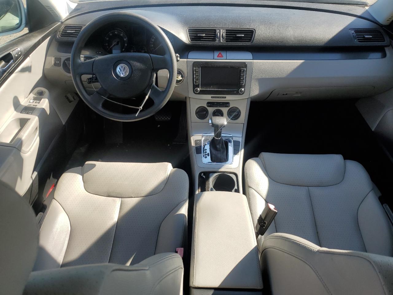 2006 Volkswagen Passat 2.0T VIN: WVWAK93CX6P112815 Lot: 56460634