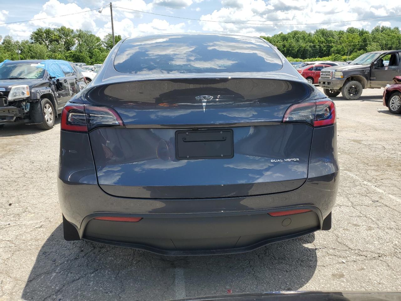 2023 Tesla Model Y VIN: 7SAYGDEE4PA194005 Lot: 54945374