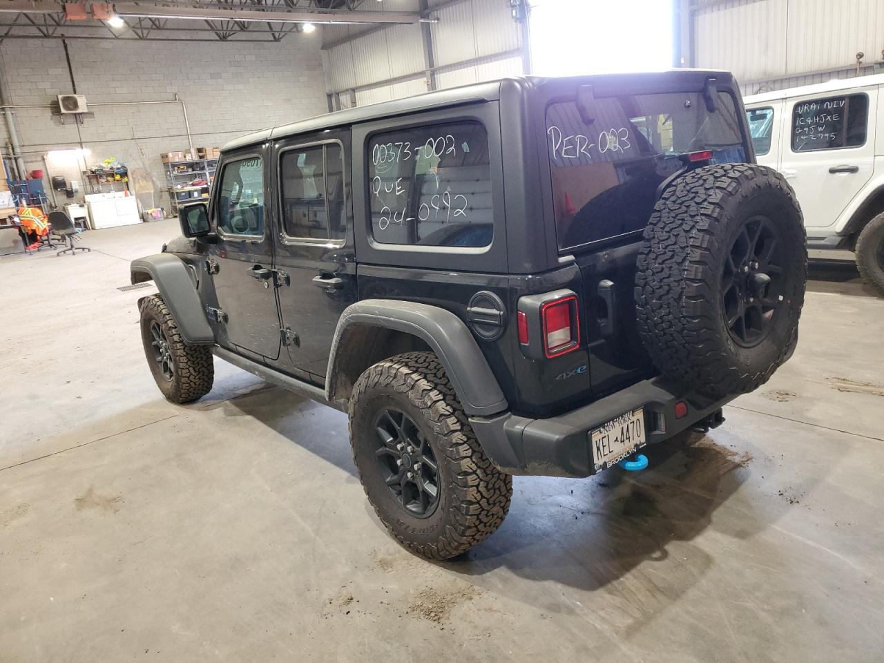 1C4RJXN62RW143293 2024 JEEP WRANGLER - Image 2