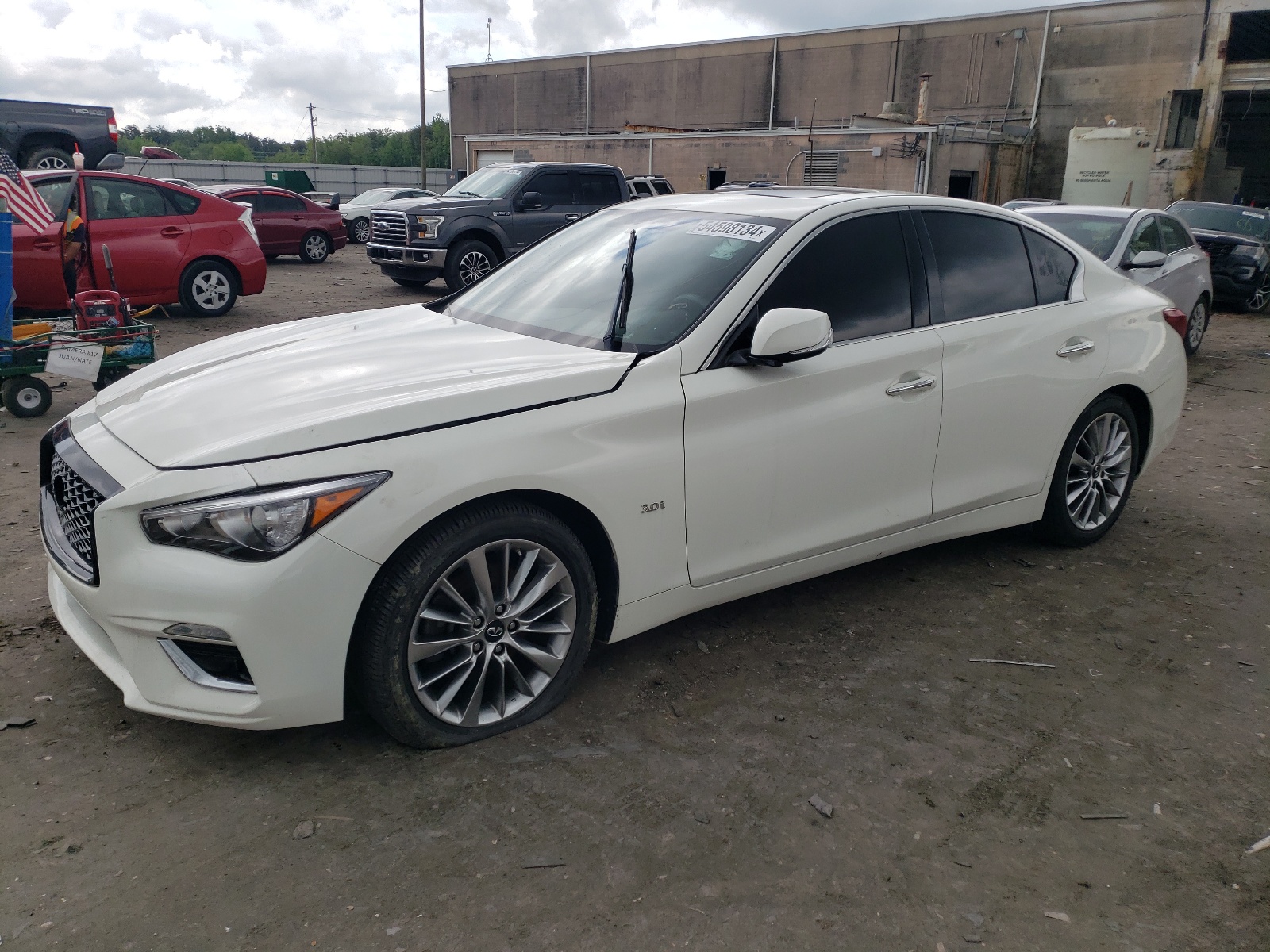 2018 Infiniti Q50 Luxe vin: JN1EV7AP5JM363225