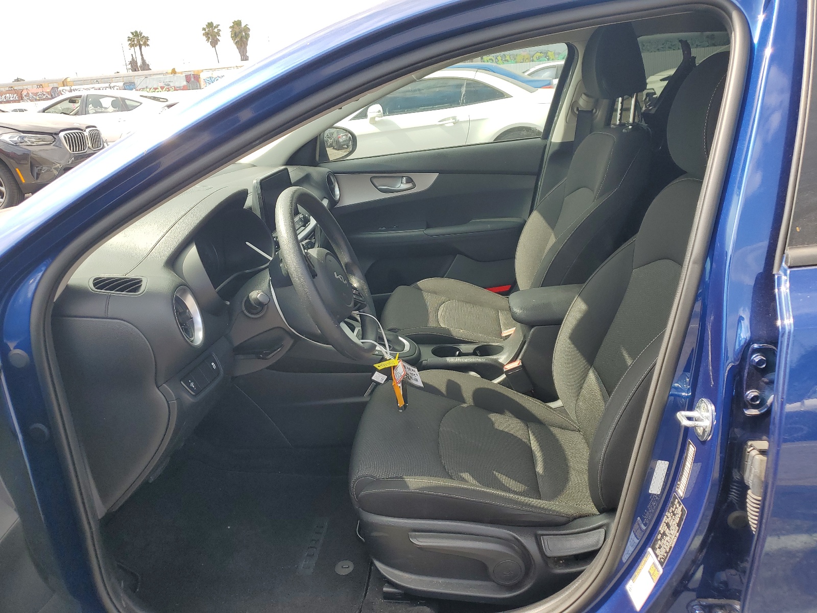 3KPF24AD3NE498335 2022 Kia Forte Fe