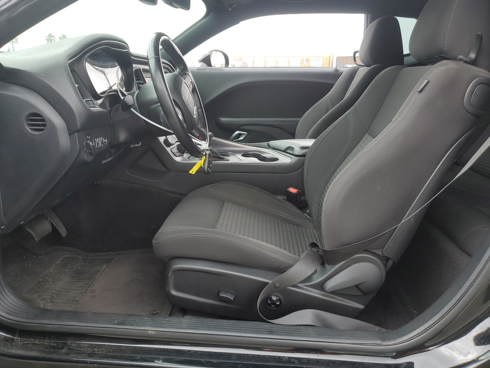 2C3CDZAG3JH231977 2018 Dodge Challenger Sxt