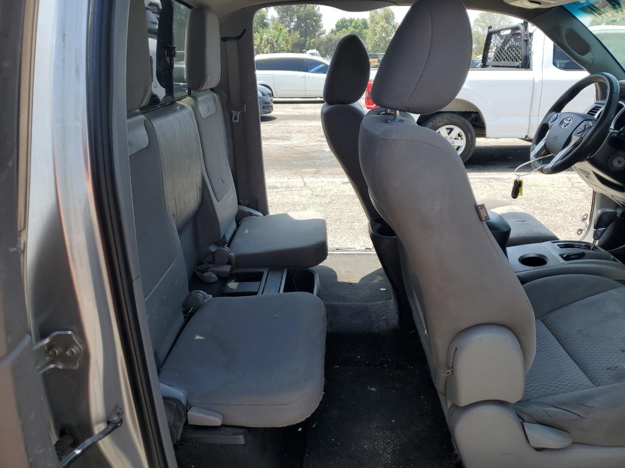 5TFTX4GN8EX031206 2014 Toyota Tacoma Prerunner Access Cab