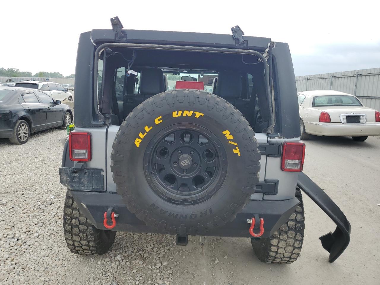 1C4BJWFG0GL165651 2016 Jeep Wrangler Unlimited Rubicon