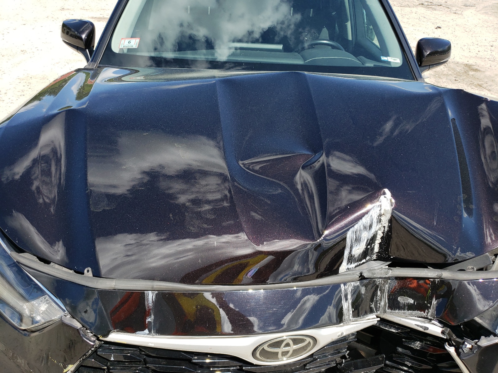 5TDBZRBH5MS078329 2021 Toyota Highlander L