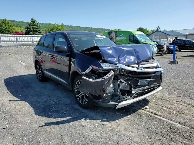 2017 Mitsubishi Outlander Es VIN: JA4AD2A38HZ015151 Lot: 57011464