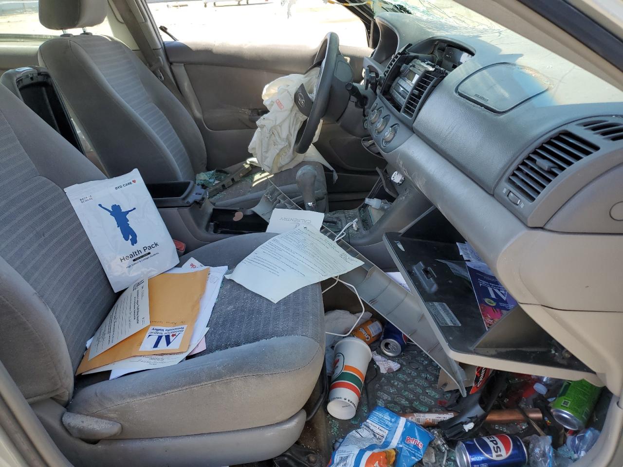 2005 Toyota Camry Le VIN: 4T1BE32K65U942138 Lot: 54143594