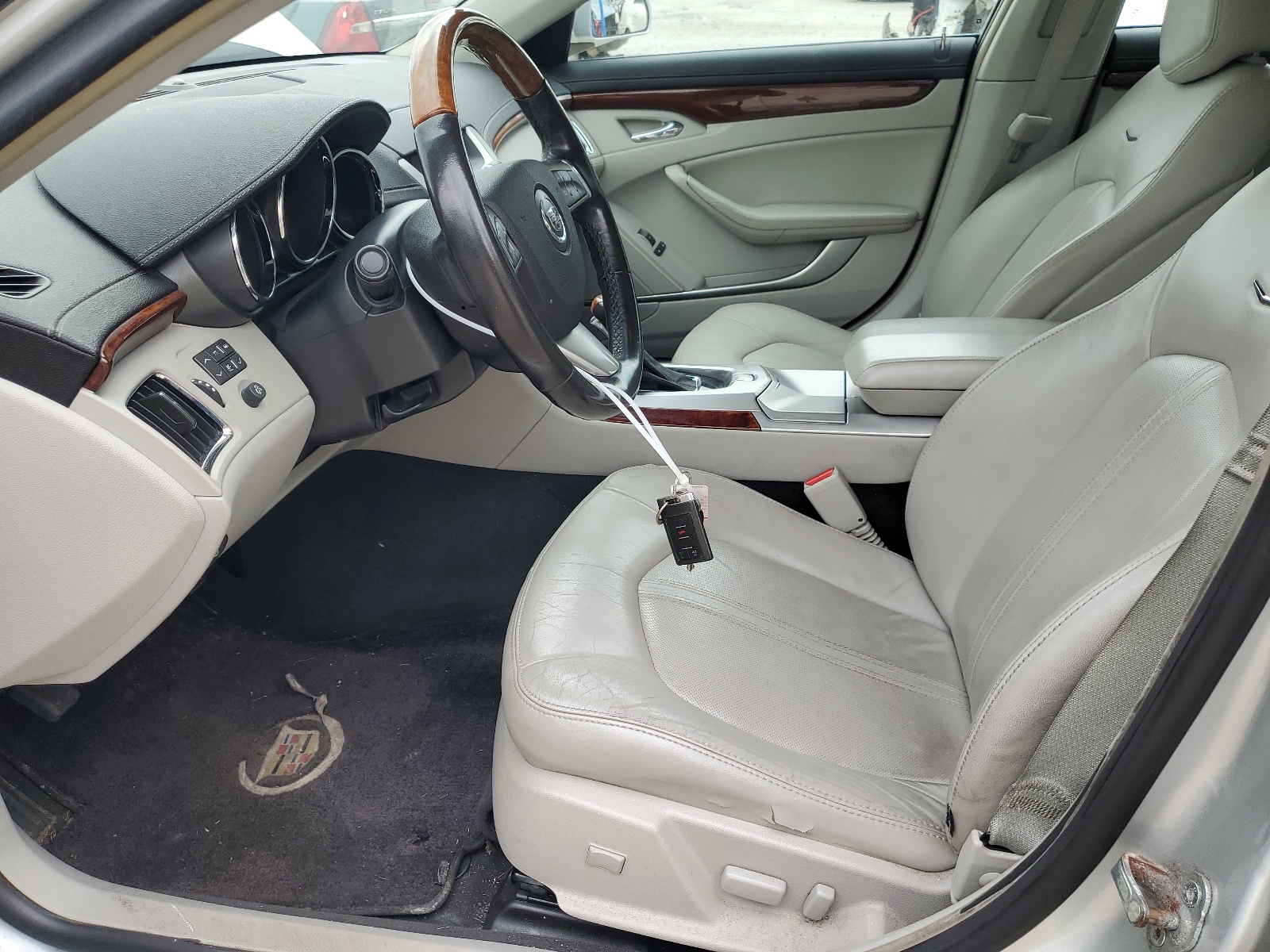 1G6DG5E51C0121576 2012 Cadillac Cts Luxury Collection