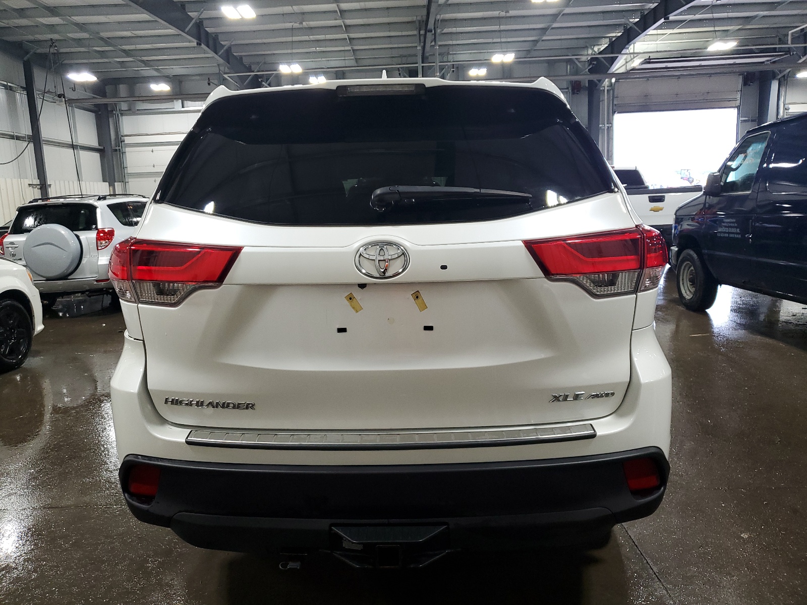 2019 Toyota Highlander Se vin: 5TDJZRFH3KS947206