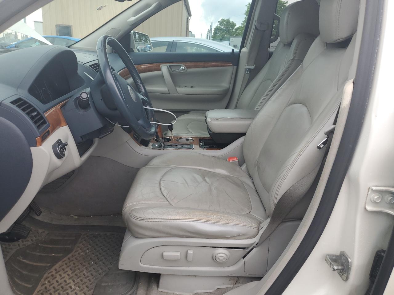 2008 Saturn Outlook Xr VIN: 5GZER23718J185826 Lot: 53633614