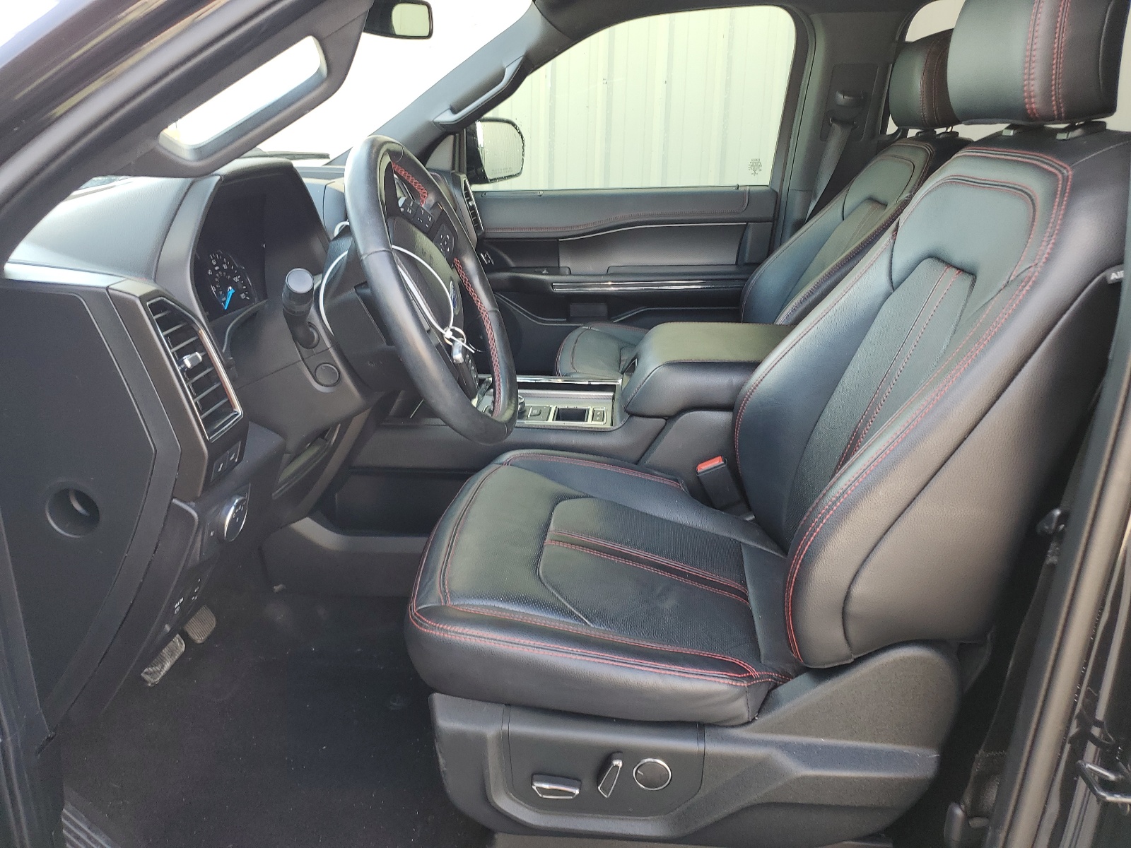 1FMJU1KT2LEA97825 2020 Ford Expedition Limited