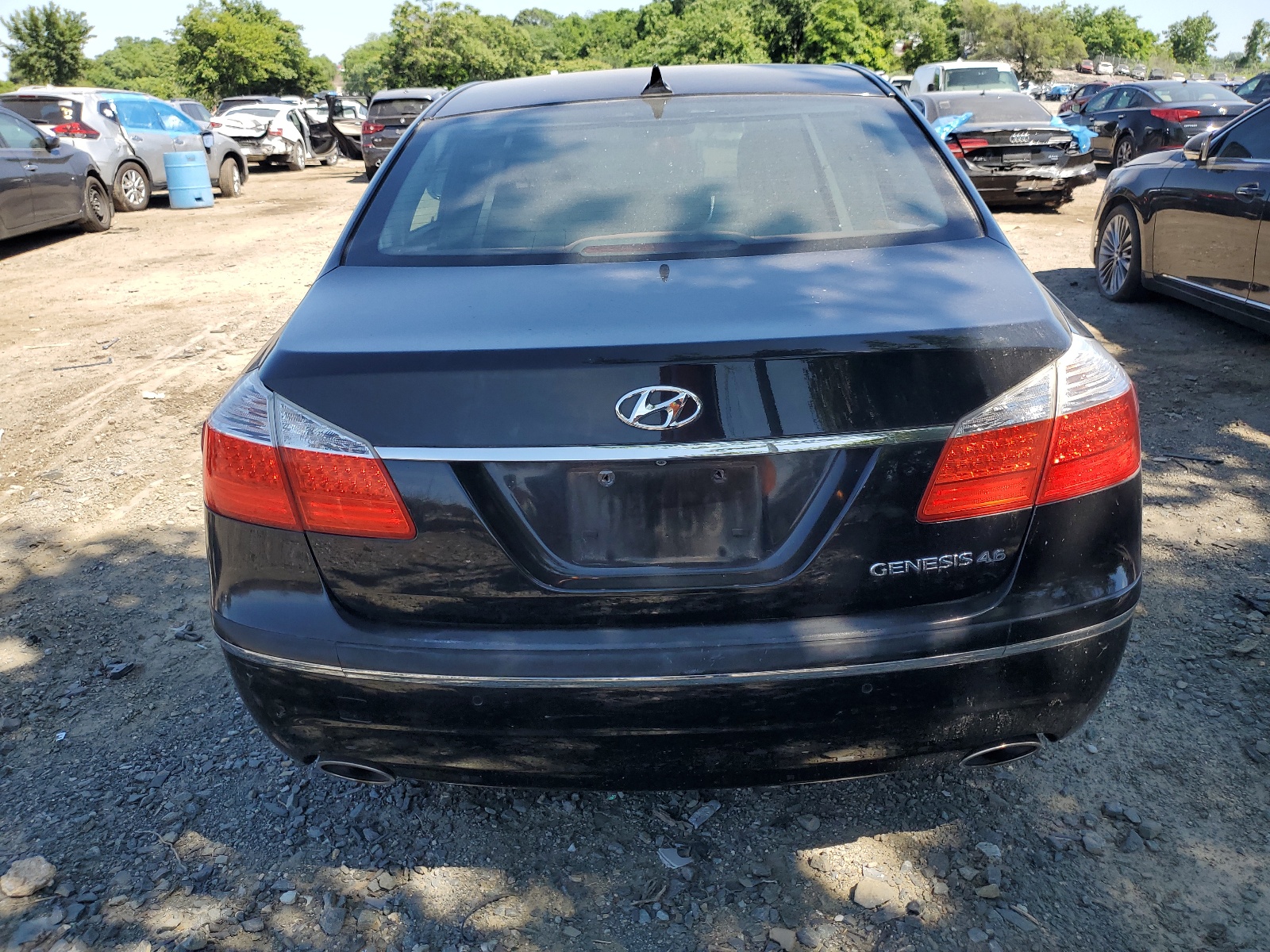 KMHGC4DF8BU139702 2011 Hyundai Genesis 4.6L