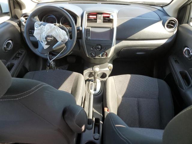  NISSAN VERSA 2019 Білий