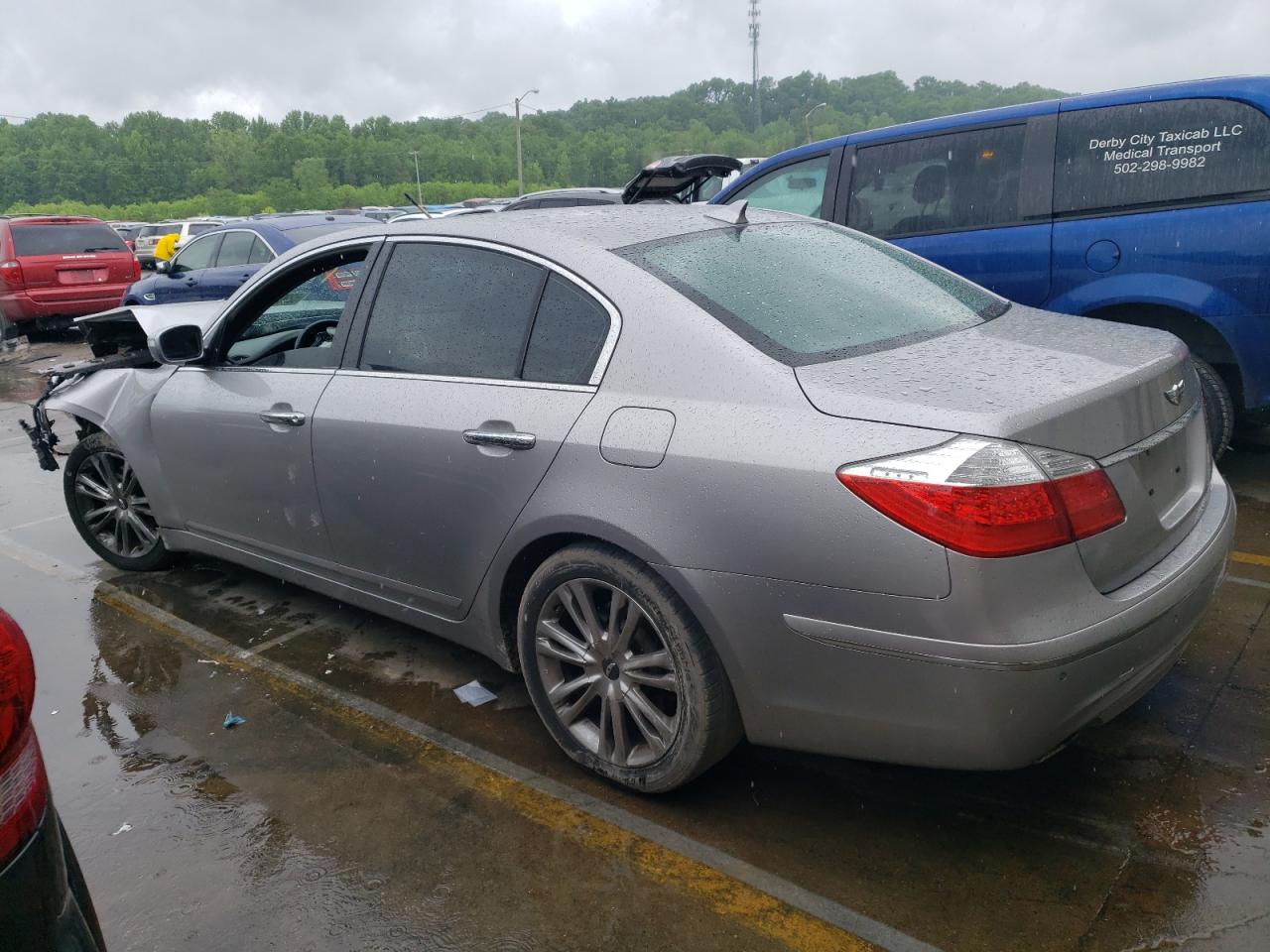 2011 Hyundai Genesis 3.8L VIN: KMHGC4DE2BU138536 Lot: 52907774