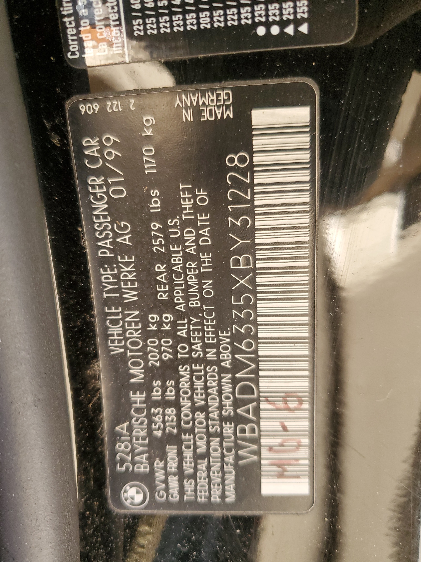 WBADM6335XBY31228 1999 BMW 528 I Automatic