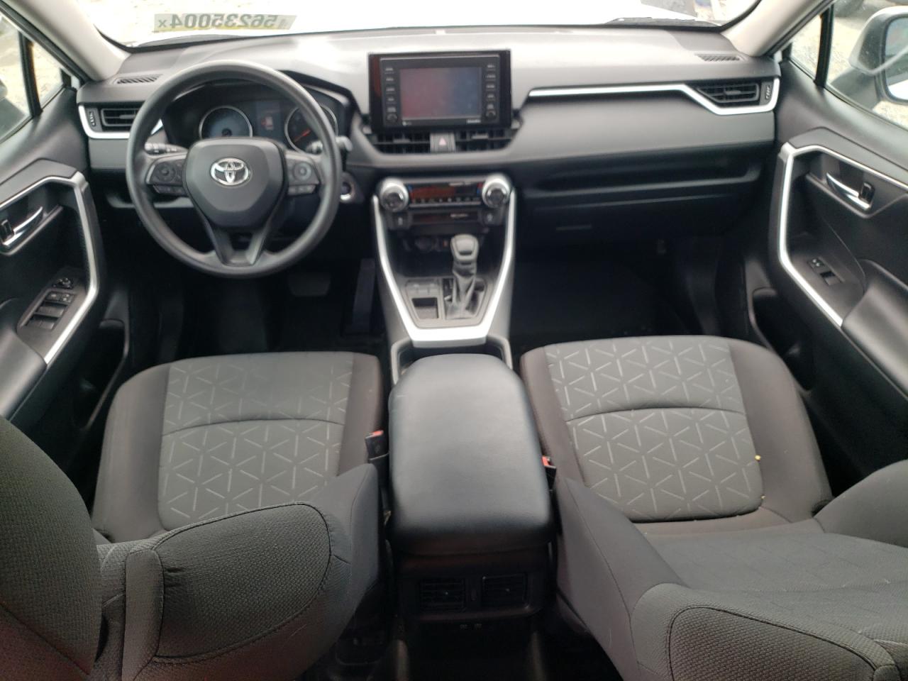 2020 Toyota Rav4 Xle VIN: 2T3W1RFV2LC046879 Lot: 56235004