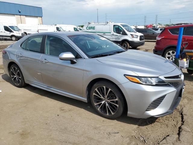  TOYOTA CAMRY 2019 Серебристый