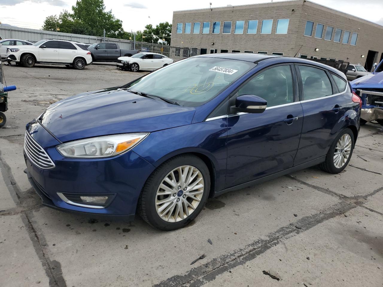 VIN 1FADP3N27HL205632 2017 FORD FOCUS no.1