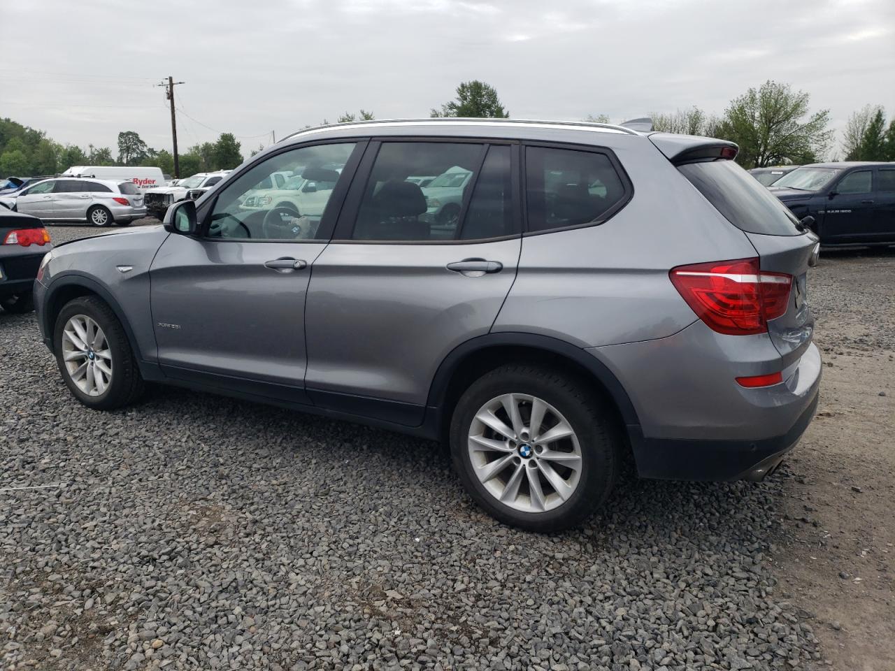 VIN 5UXWX9C55F0D46511 2015 BMW X3 no.2