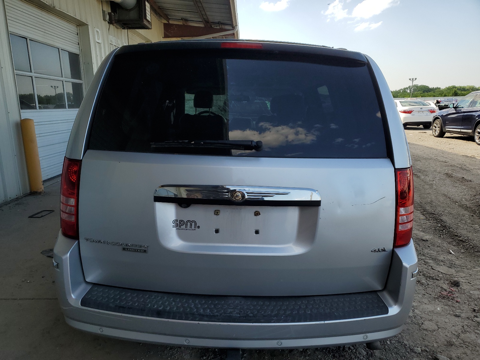 2A8HR64X08R648869 2008 Chrysler Town & Country Limited
