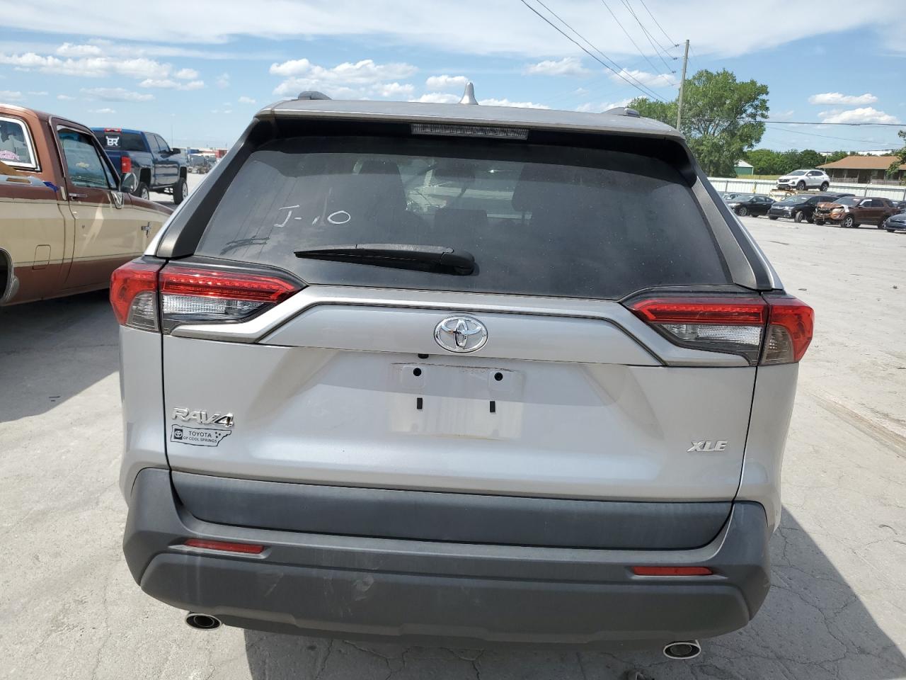 2021 Toyota Rav4 Xle VIN: 2T3W1RFVXMC086712 Lot: 56527274