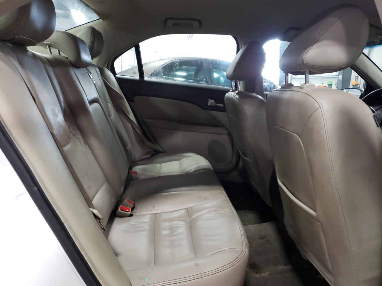 2011 Ford Fusion - Image 10