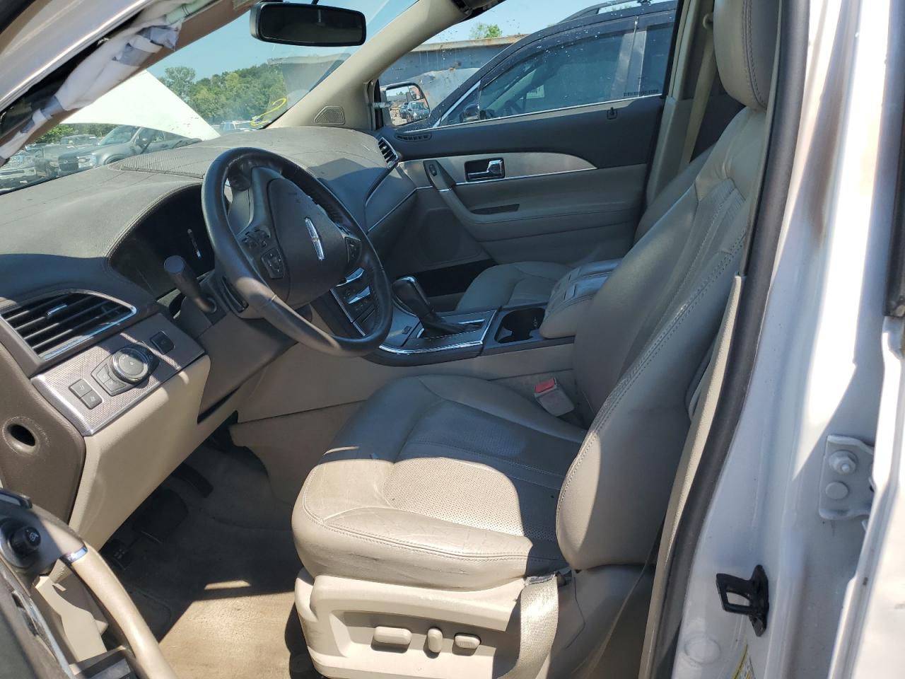 2013 Lincoln MKX - Image 7