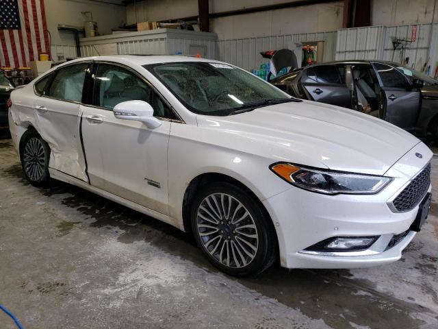  FORD FUSION 2018 Белы