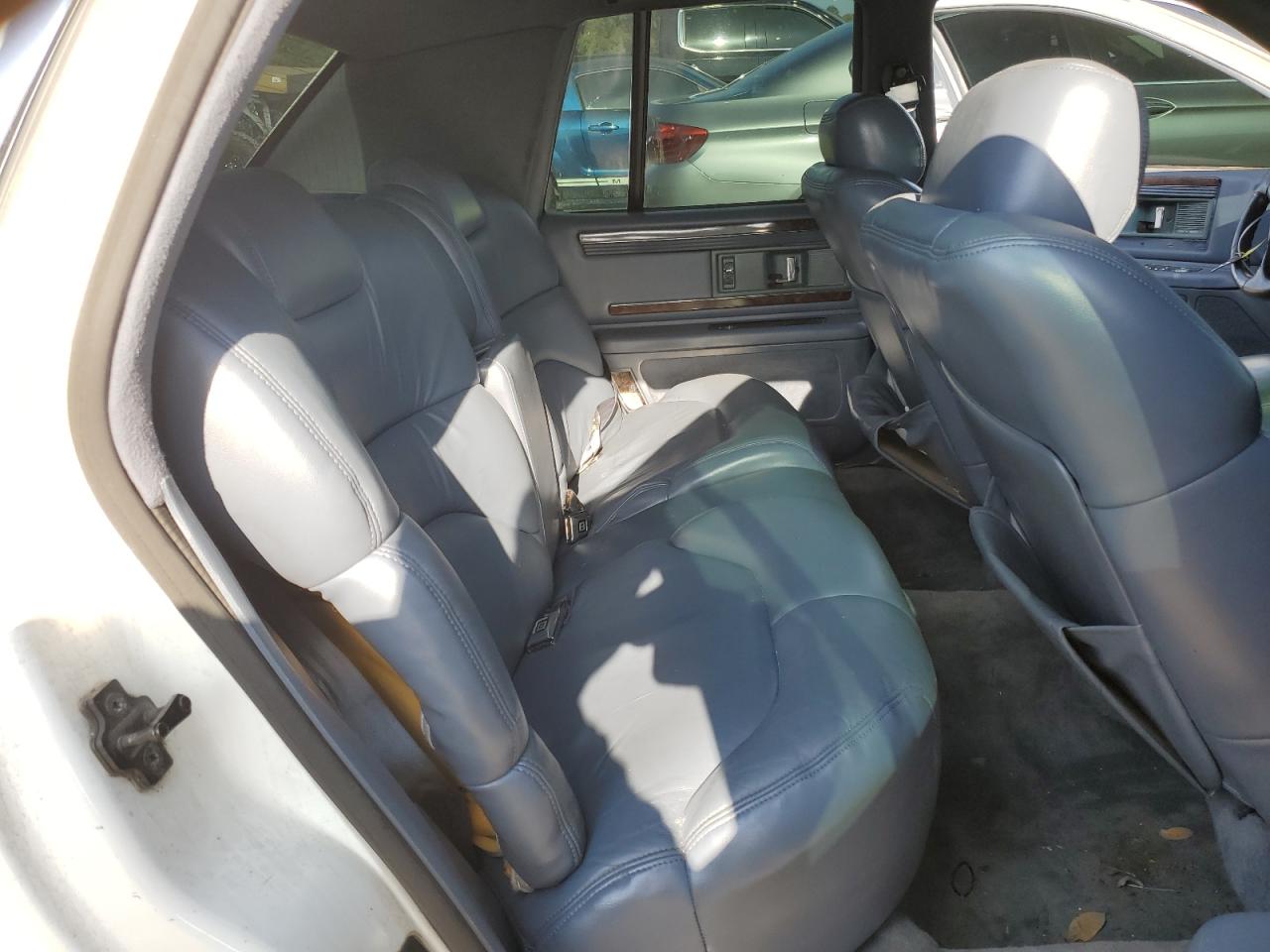 1995 Buick Roadmaster Limited VIN: 1G4BT52P3SR427321 Lot: 53473724