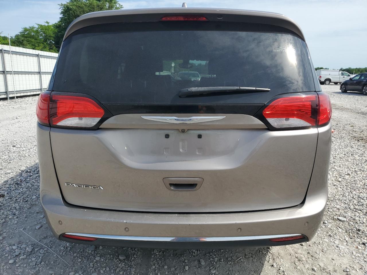 2017 Chrysler Pacifica Touring L VIN: 2C4RC1BG6HR788301 Lot: 56608164