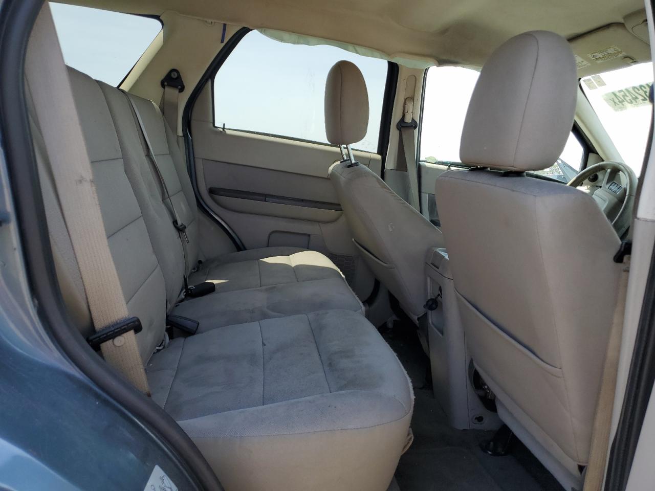 2011 Ford Escape - Image 10