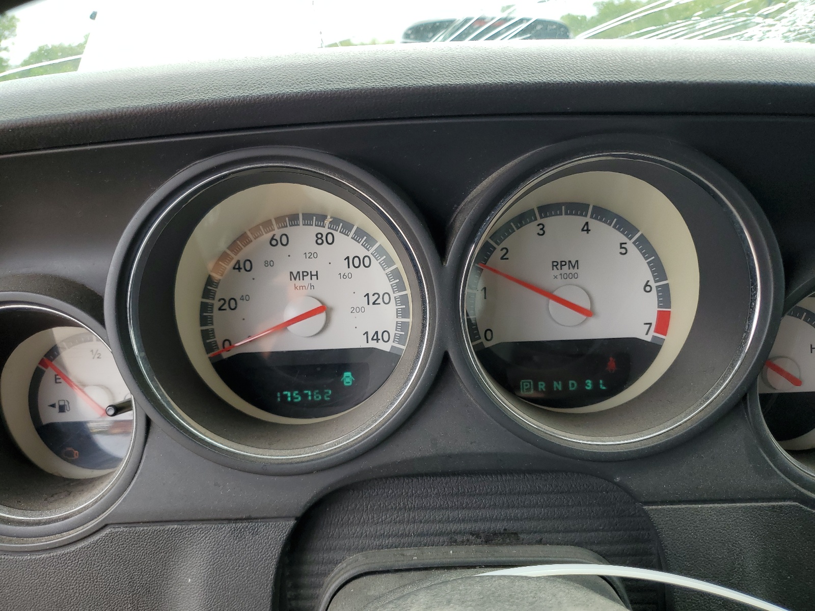 2B3LJ44V59H591122 2009 Dodge Challenger Se