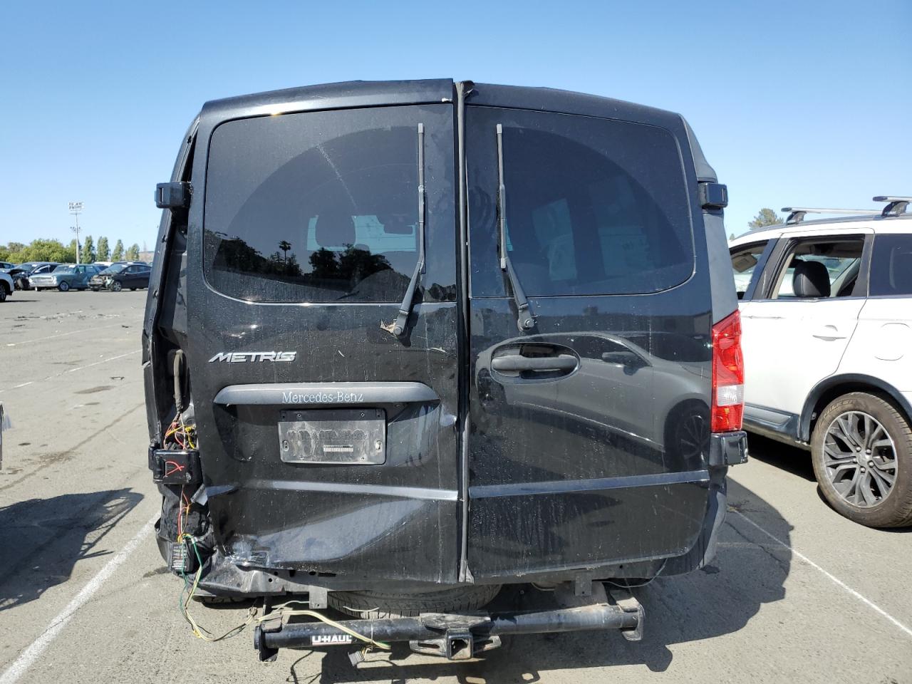 VIN WD4PG2EE5J3364608 2018 MERCEDES-BENZ METRIS no.6