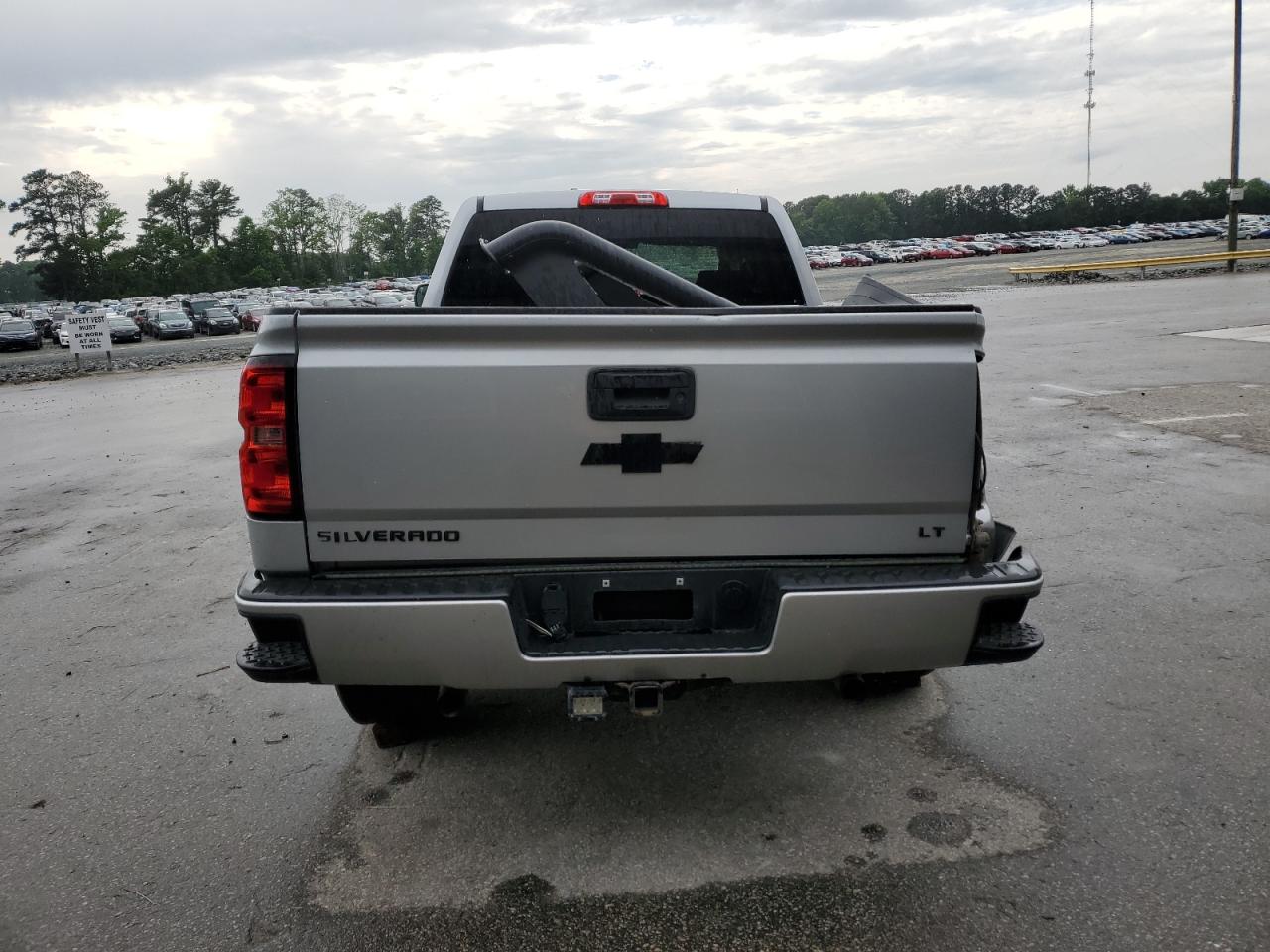 2016 Chevrolet Silverado - Image 6