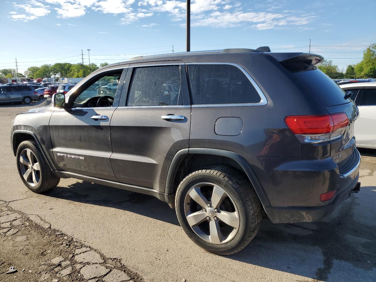 2015 Jeep Grand Cherokee - Image 2