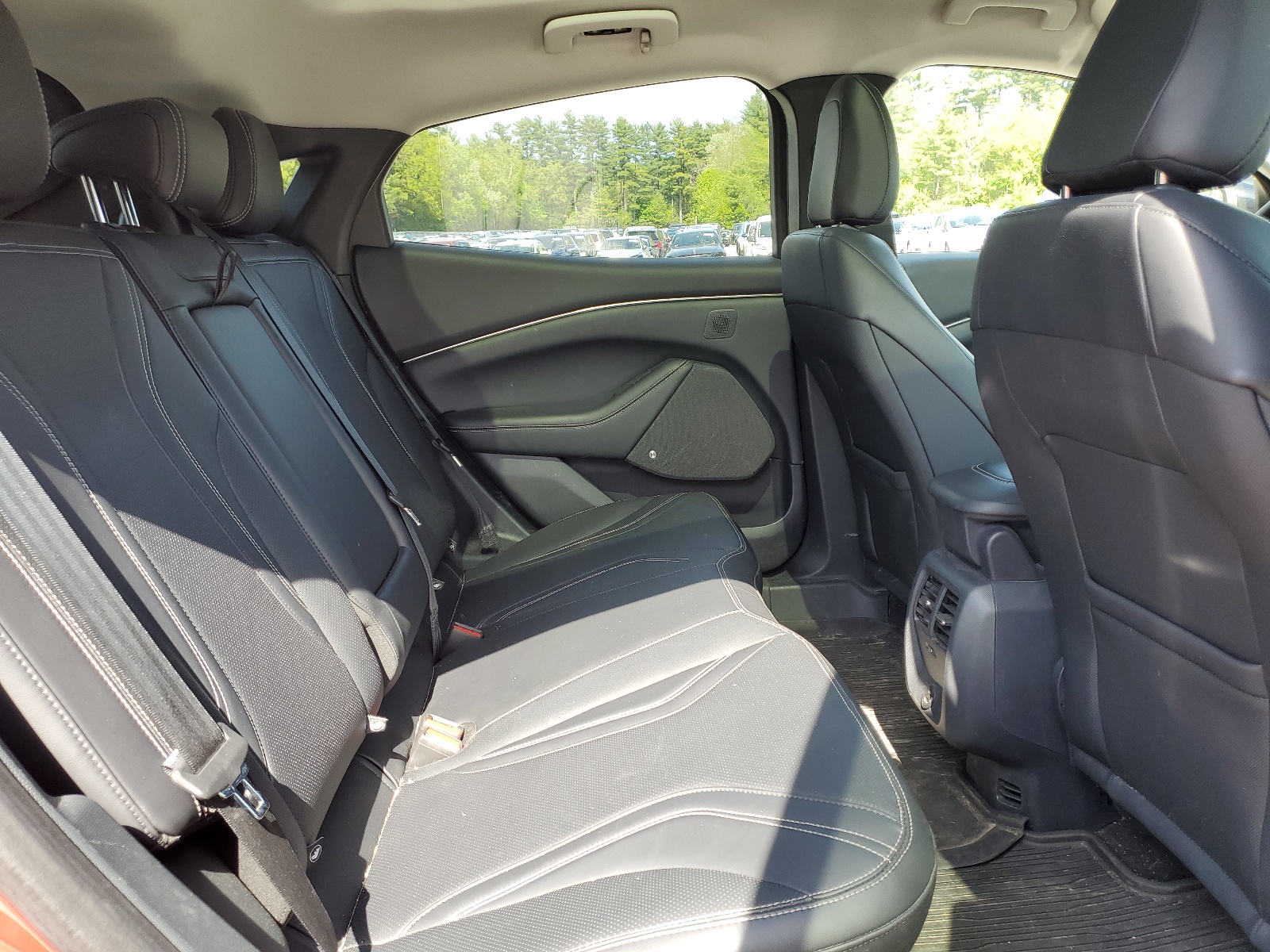 3FMTK3SU8MMA56095 2021 Ford Mustang Mach-E Premium