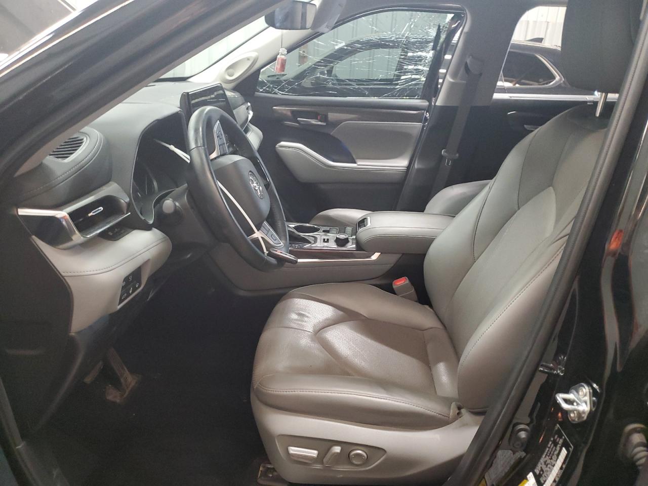 2022 Toyota Highlander Limited VIN: 5TDDZRBH4NS172096 Lot: 55701054