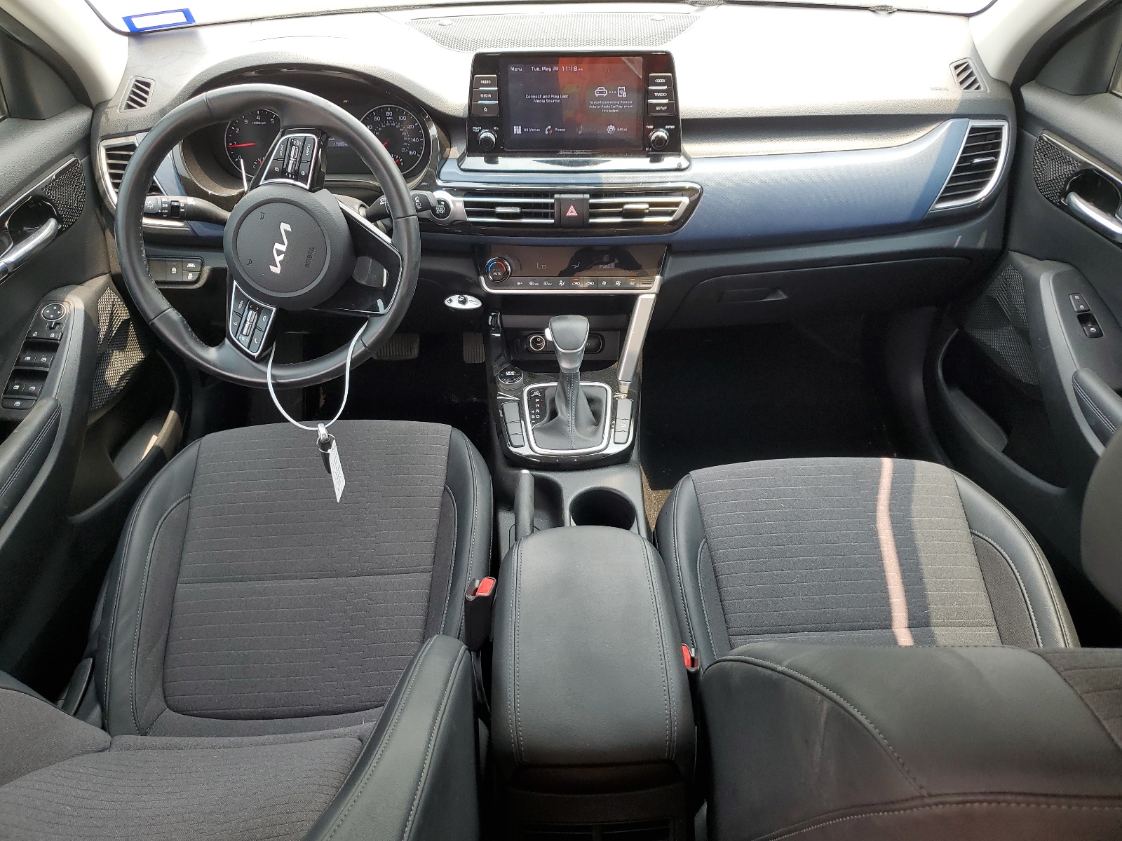 KNDEU2AA8P7372653 2023 Kia Seltos S