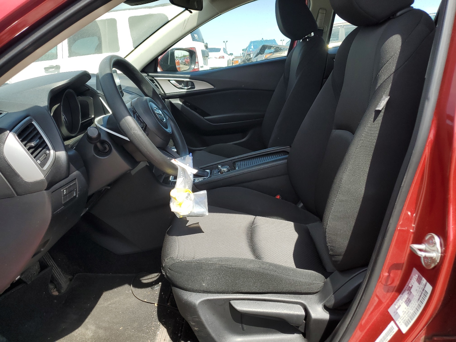 3MZBN1K71JM231141 2018 Mazda 3 Sport